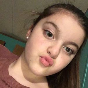 Meet your Posher, Ava